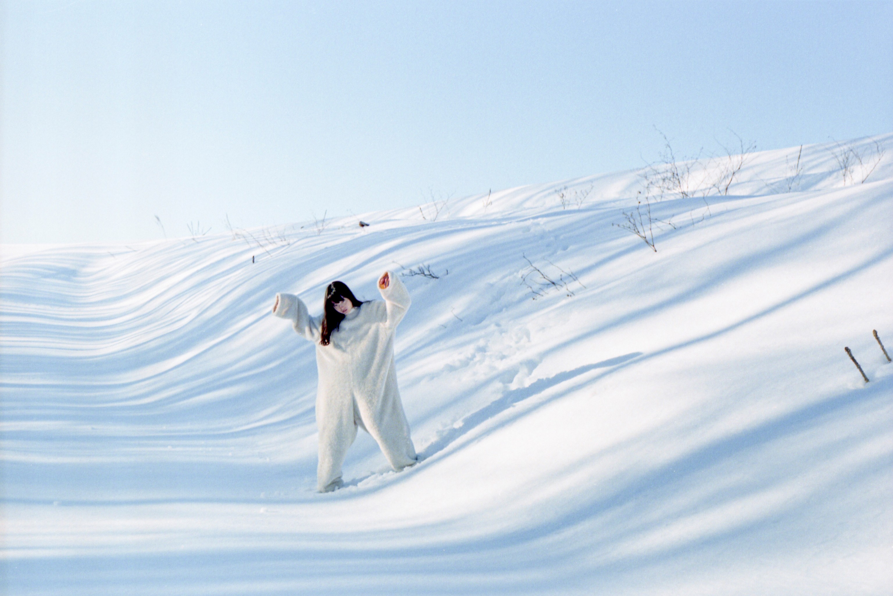 ManaYamamoto_Snow-04